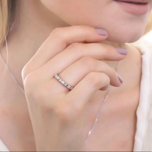 STERLING SILVER WEDDING BAND - Picture 5 of 10